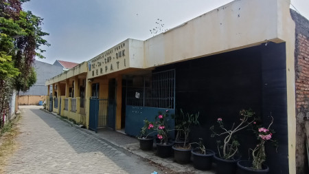 Gedung Sekolah dan Rumah dijual di Cipondoh Makmur, Tangerang *0039-CHR*