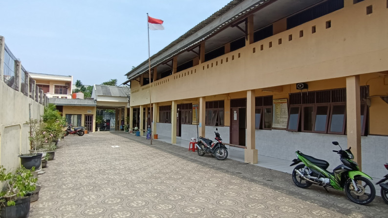 Gedung Sekolah dan Rumah dijual di Cipondoh Makmur, Tangerang *0039-CHR*