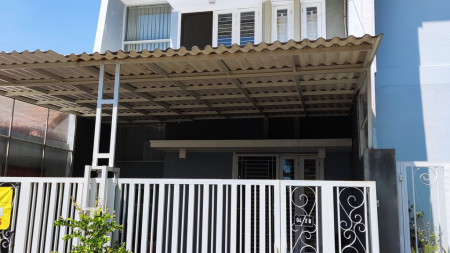 Hot Properti. Rumah Villa Melati Mas, Serpong
