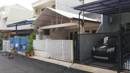 Rumah Kelapa Kopyor Barat, Kelapa Gading Luas 6x17m2