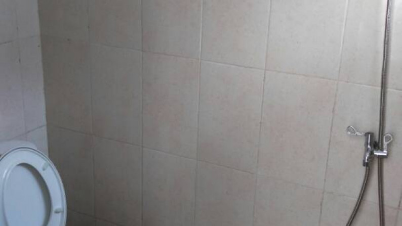 Jarang Ada. Rumah Bagus 2 Lantai Laverde Lunaire, Serpong