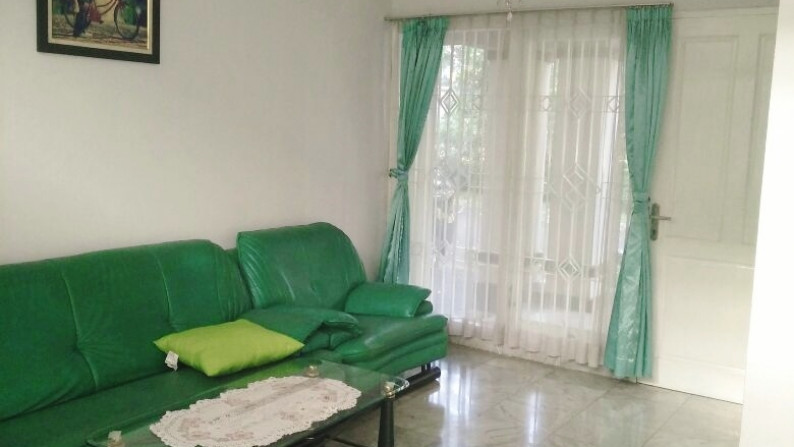 Istimewa. Rumah Bagus Taman Giri Loka, BSD.