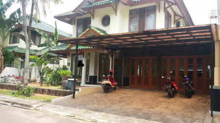 Rumah Bagus Di Graha Taman, Bintaro Jaya