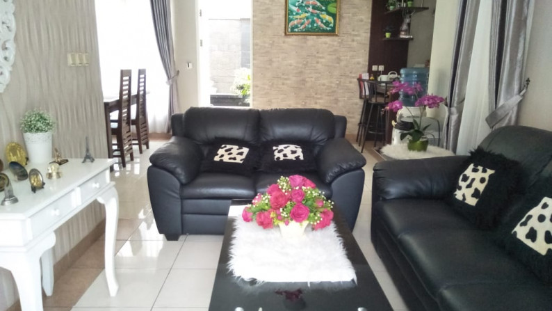 Dijual Rumah berlantai 2 di kawasan Gading Serpong Dengan harga jual Bagus