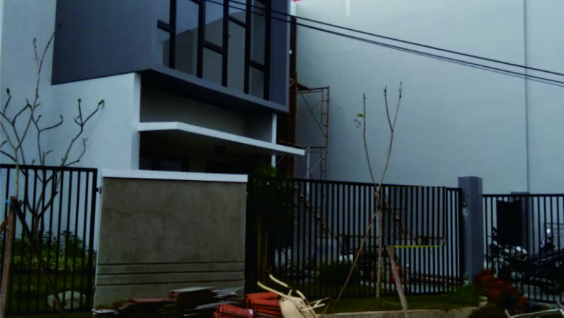 Rumah 2 lantai di Gayungsari Barat, Surabaya