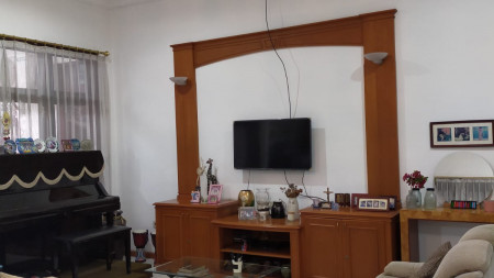 Dijual Rumah Di Manyar kertoadi, Surabaya Timur