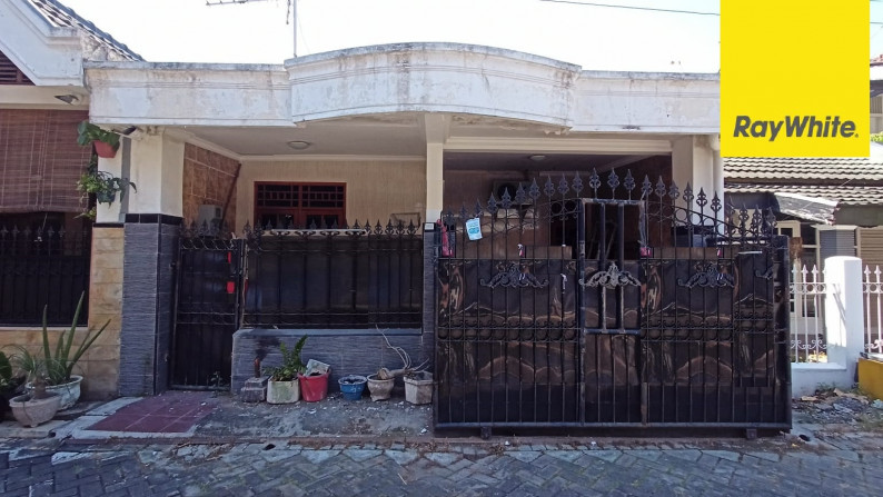 Rumah di Semolowaru Timur, Surabaya