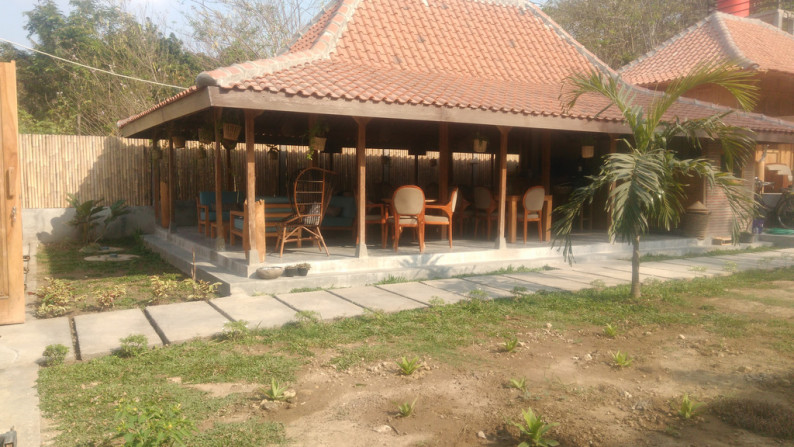 Jual Villa Kayu daerah kasongan yogyakarta dekat kawasan wisata malioboro