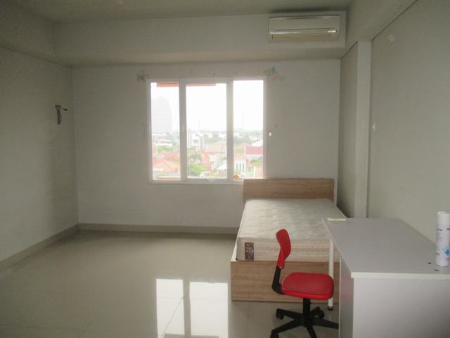 dijual apartemen murah di beverly 90210 gading serpong type studio, strategis, tengah kota siap huni