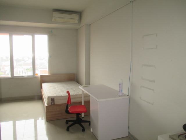 dijual apartemen murah di beverly 90210 gading serpong type studio, strategis, tengah kota siap huni