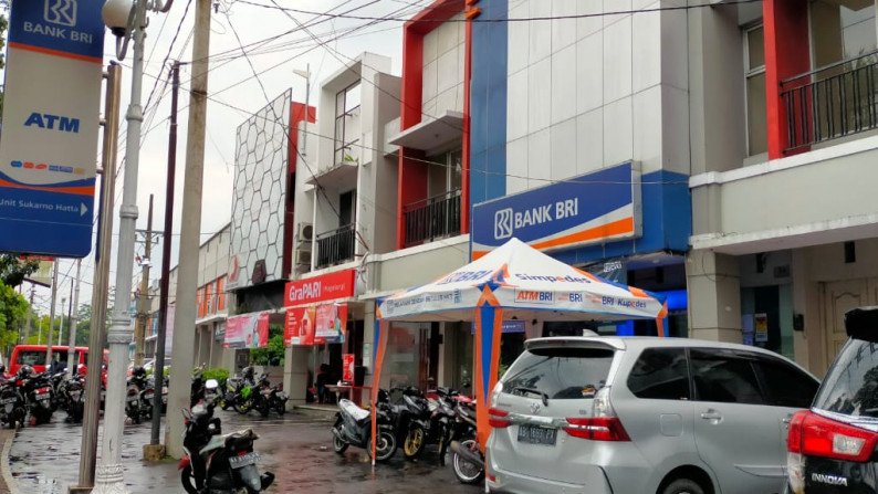 RUKO 3 LANTAI DI PUSAT KOTA MAGELANG, JL SOEKARNO HATTA, MAGELANG