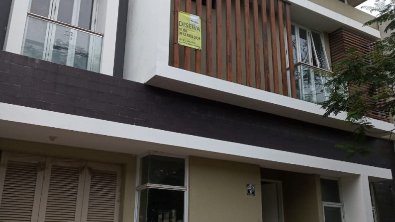 Dijual Rumah berlantai 2 di kawasan Gading Serpong Dengan harga jual menarik