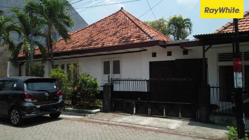 Rumah di Jalan Muria, Surabaya Pusat