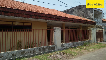 Rumah SHM di Jalan Rowo, Surabaya Pusat