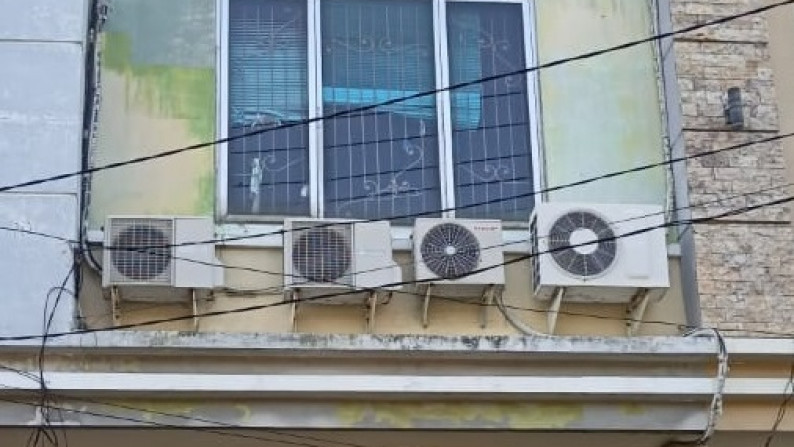 Ruko 3 lantai Dijual di Manyar Tirtoyoso, Surabaya