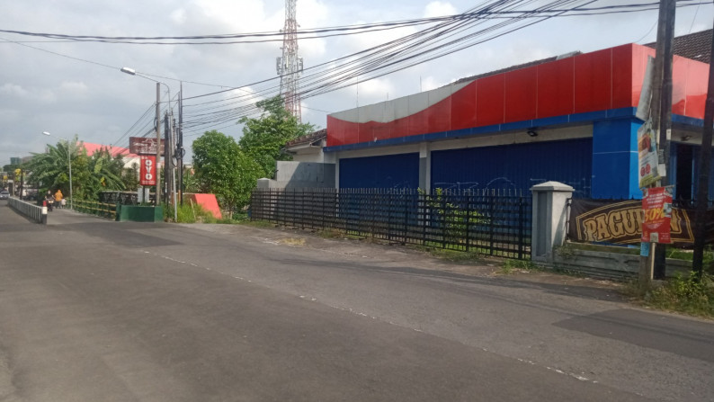 Ruko Gandeng Plus Rumah Jalan Gondang Raya Condongcatur Depok Sleman Yogyakarta