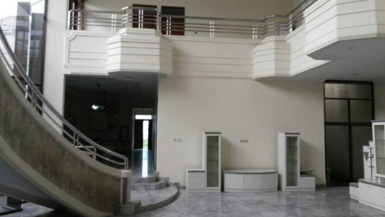 HUNIAN MEWAH DI JL SORAGAN HANYA BEBERAPA METER DARI JL GODEAN KM 2