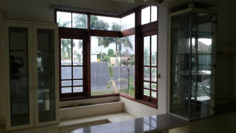 HUNIAN MEWAH DI JL SORAGAN HANYA BEBERAPA METER DARI JL GODEAN KM 2