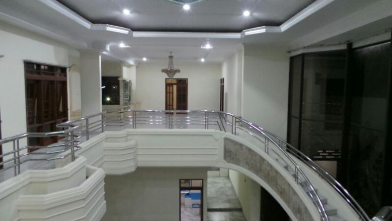 HUNIAN MEWAH DI JL SORAGAN HANYA BEBERAPA METER DARI JL GODEAN KM 2