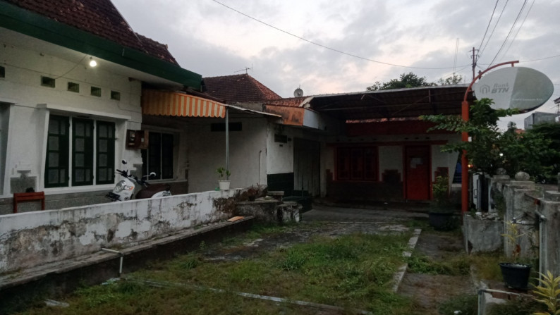 TANAH DAN BANGUNAN TENGAH KOTA DEKAT HOTEL ALANA MALIOBORO, YOGYAKARTA