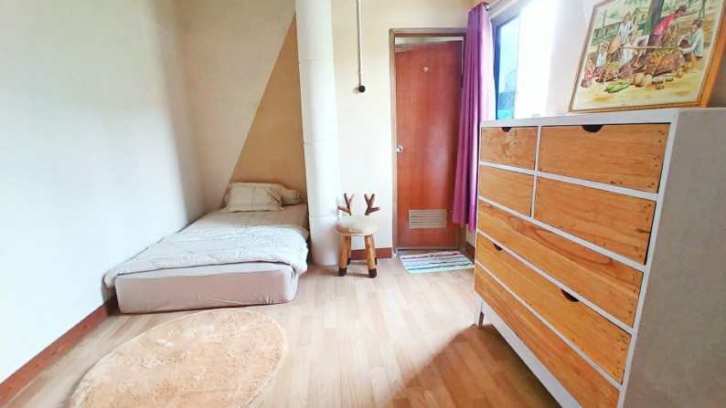 UMAH KOST 24 KAMAR SEMI FURNISH DEKAT TERMINAL CC, DEPOK, SLEMAN