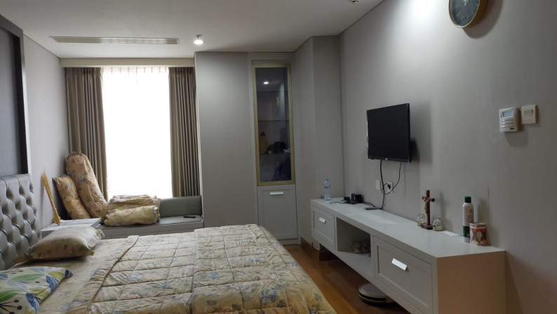 Disewakan apartemen One East by MNC Land lt 27