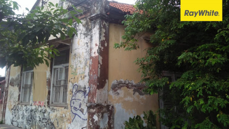 Rumah Hitung Tanah SHM Pusat Kota di Genteng Kali, Surabaya