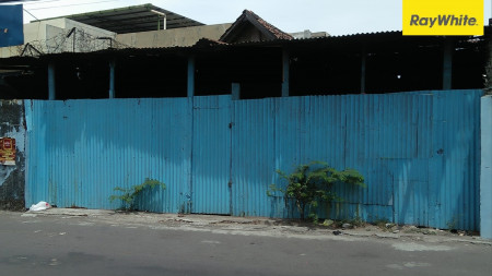 Rumah di Jalan Putro Agung Wetan, Surabaya