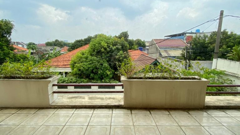 Dijual Rumah Bagus Di Jl Bulak No 55, Rempoa, Jakarta Selatan