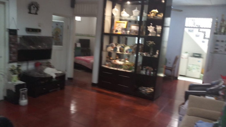 Rumah Bagus Di Jl Swadaya, Pondok Ranji Tangerang Selatan