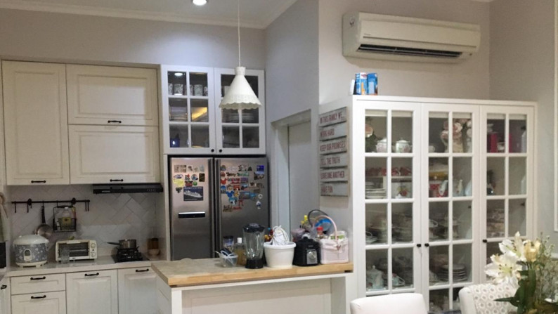 Dijual Rumah Bagus Di Cluster Palem Indah Mansion, Ciputat Tangerang Selatan