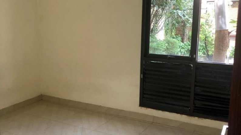 Dijual Rumah Bagus Di Jl Kesehatan Bawah, Komp Griya Pesanggrahan