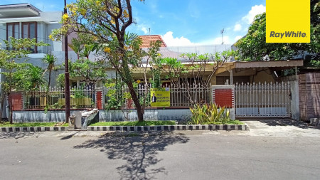 Rumah di Margorejo Indah, Surabaya Selatan
