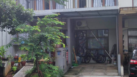 Rumah Bagus Di Emerald Town House Bintaro Jaya Sektor 9