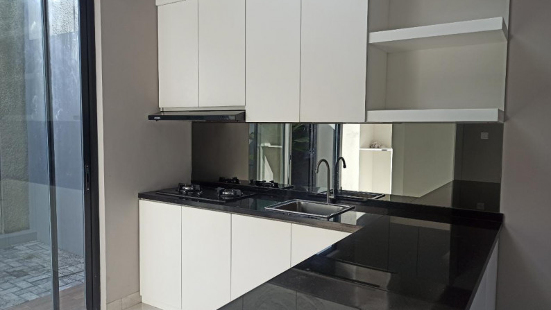 Dijual Rumah Bagus Di Arcadia Town House, Pondok Aren, Kota Tangerang Selatan