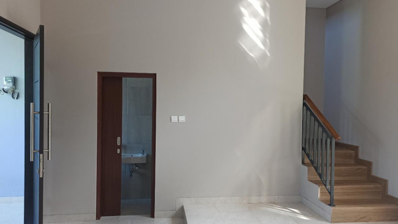 Dijual Rumah Bagus Di Arcadia Town House, Pondok Aren, Kota Tangerang Selatan
