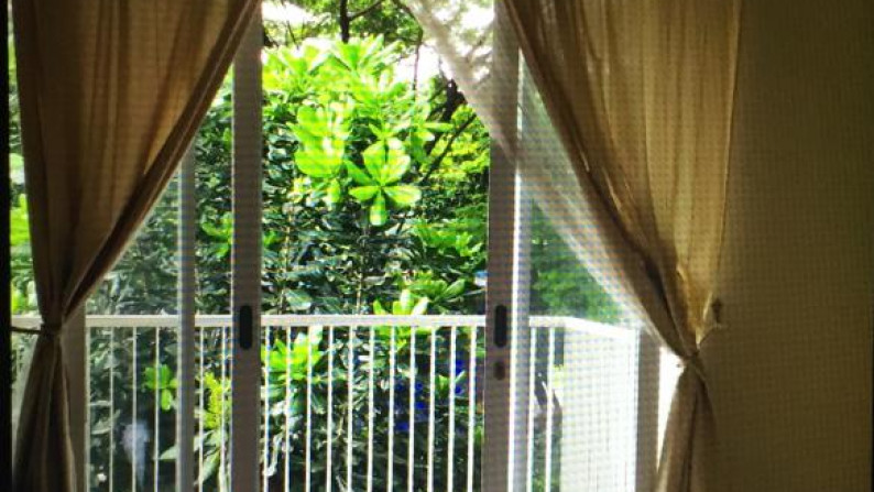 Rumah Bagus Di Emerald Garden, Bintaro Jaya