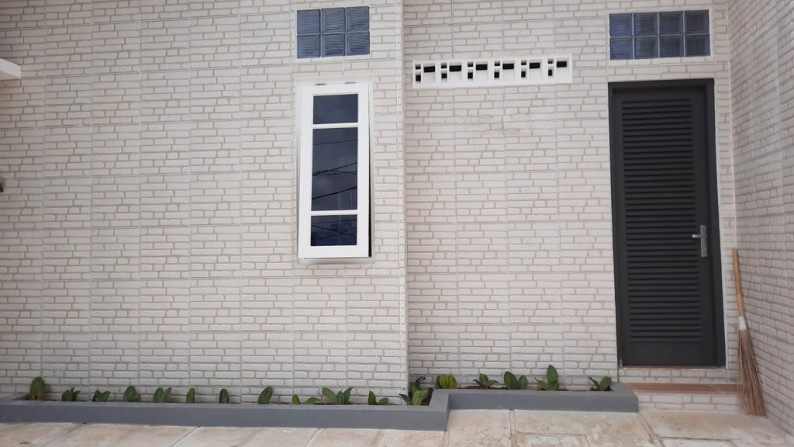 Rumah Bagus Di Bukit Nusa Indah, Jl Pinang, Pondok Aren Tangerang Selatan