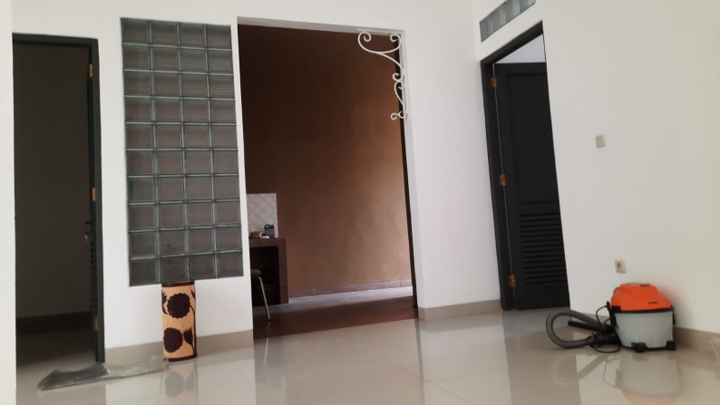 Rumah Bagus Di Bukit Nusa Indah, Jl Pinang, Pondok Aren Tangerang Selatan