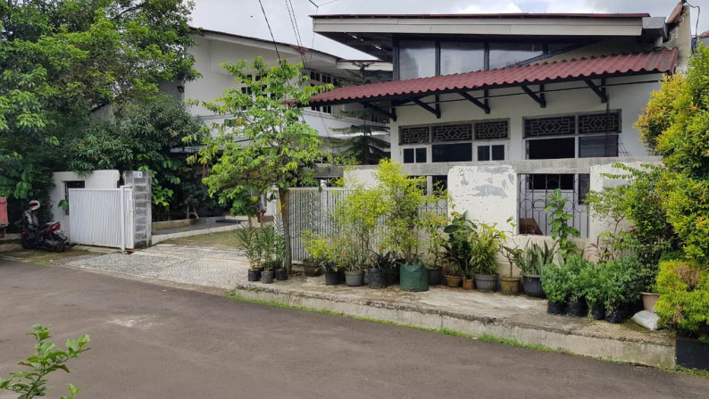 Rumah Perum Pakuan, Bogor Luas 600m2