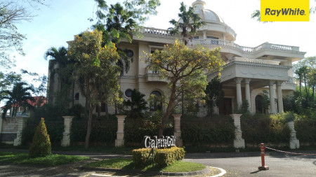 Dijual Rumah di Bukit Golf, Citraland, Surabaya