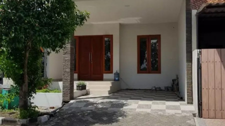 Dijual Rumah 2 lt di Babatan Pratama, Surabaya