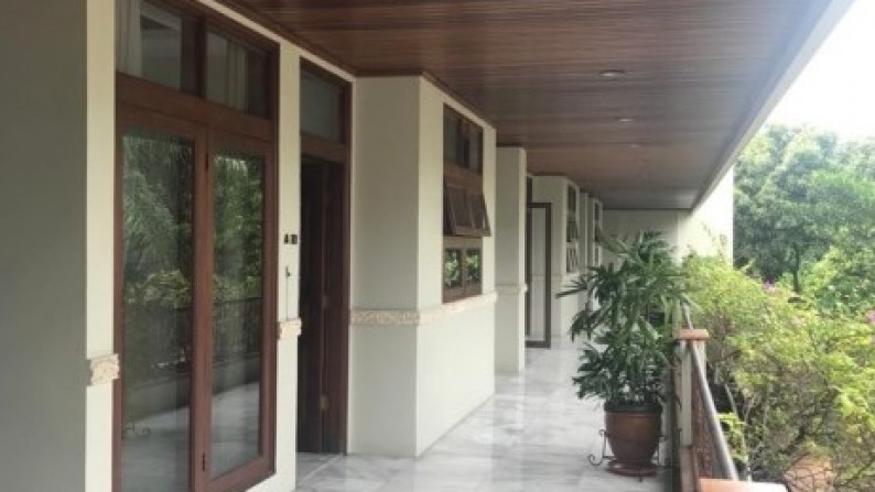 Dijual Gedung Apartemen Wijaya Executive Mansion Kebayoran Baru