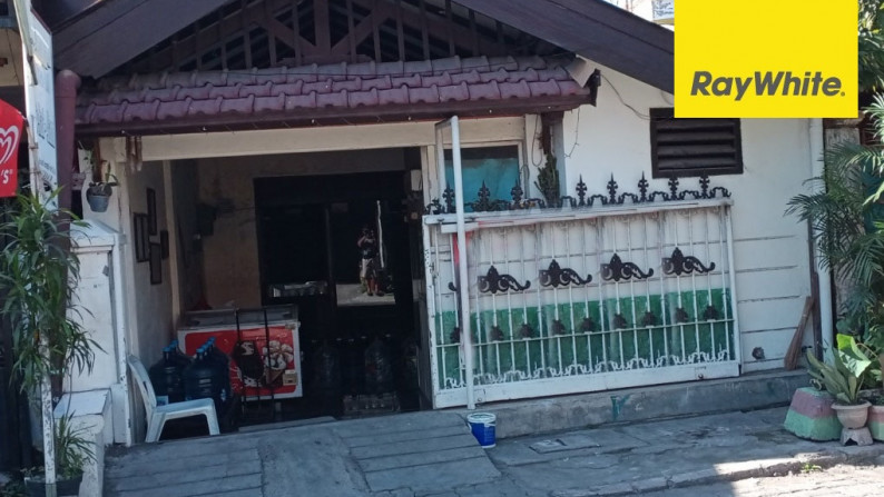 Rumah di Jl Dukuh Kupang Timur, Surabaya