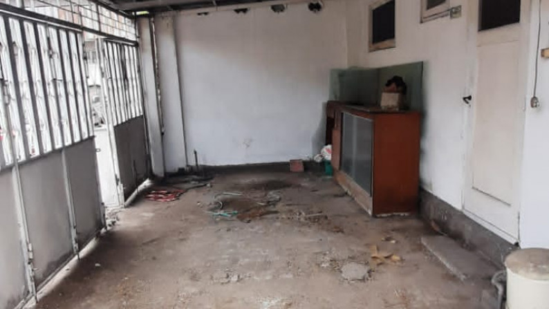 Rumah Dijual Jalan Gondosuli Genteng Surabaya