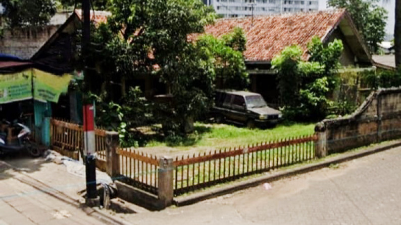 Dijual Rumah Hitung Tanah Di Jl Raya Pasar Minggu, Jakarta Selatan