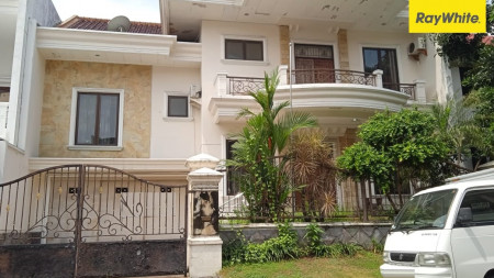 Rumah 2 lantai di Villa Bukit Indah, Surabaya Barat