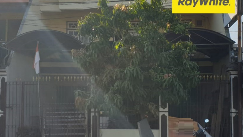 Rumah 2 lantai di Manukan Tengah, Surabaya