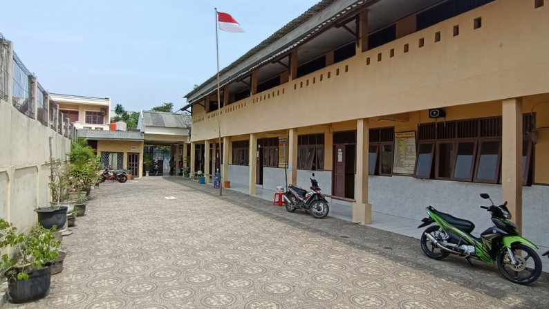 Rumah+ Ex Gedung Sekolah daerah Cipondoh *RWCG/2021/10/0039-CHR