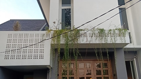 Rumah Minimalis Artistik Di Cirendeu Ciputat #NV